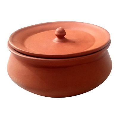 Clay Pot with lid